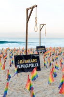Protesto contra o Irã na Praia de Ipanema tem forcas e bandeiras LGBTQIA+
