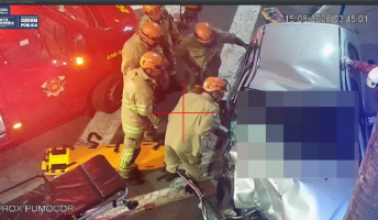 Motorista é preso por suspeita de homicídio após acidente que matou mulher em Volta Redonda