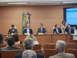 Retotalização após cassação de Bacellar não muda distribuição de cadeiras na Alerj; delegado Carlos Augusto Nogueira Pinto assume vaga