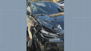 Mulher fica gravemente ferida após atropelamento em Campo Grande; testemunhas afirmam que colisão foi proposital