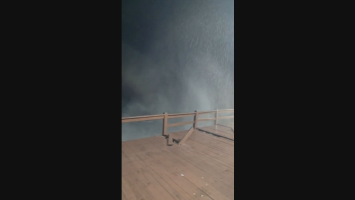 Ondas danificam estrutura do píer do Mirante do Leblon; área foi interditada para reparo