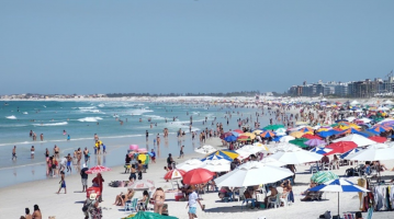 Cabo Frio inicia cadastramento de operadores de motos aquáticas para atividades turísticas