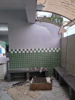 Dois homens são presos por suspeita de invadir e furtar escola em Volta Redonda